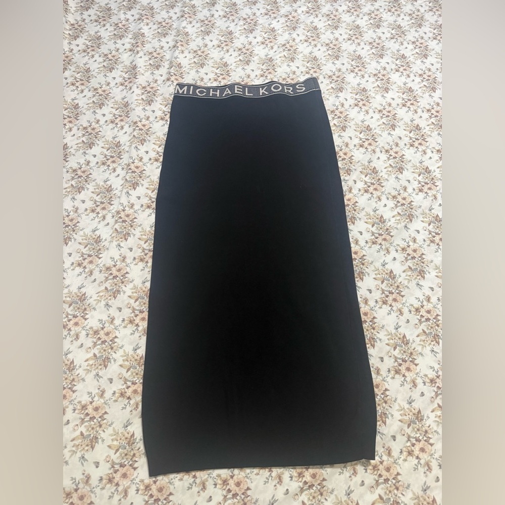Michael Kors Black Pencil Skirt